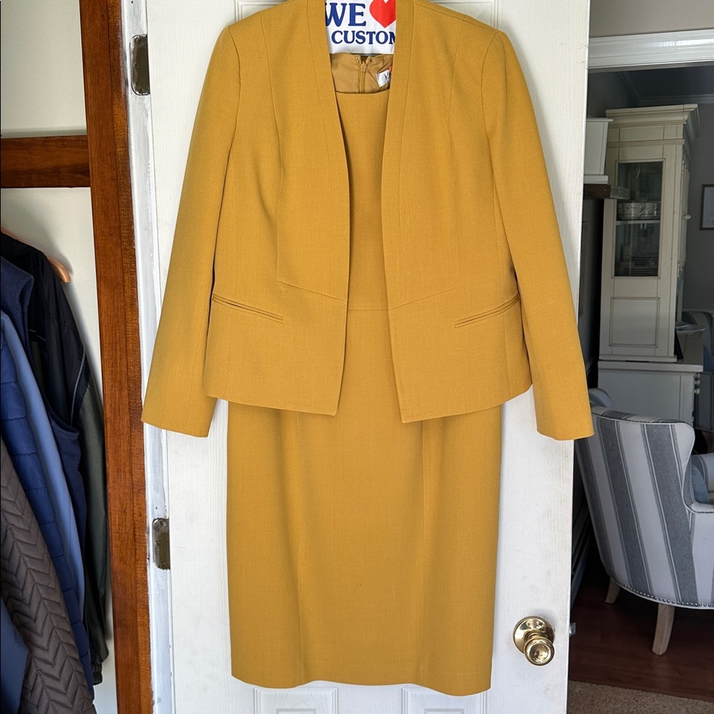 Kasper Golden Dress Suit